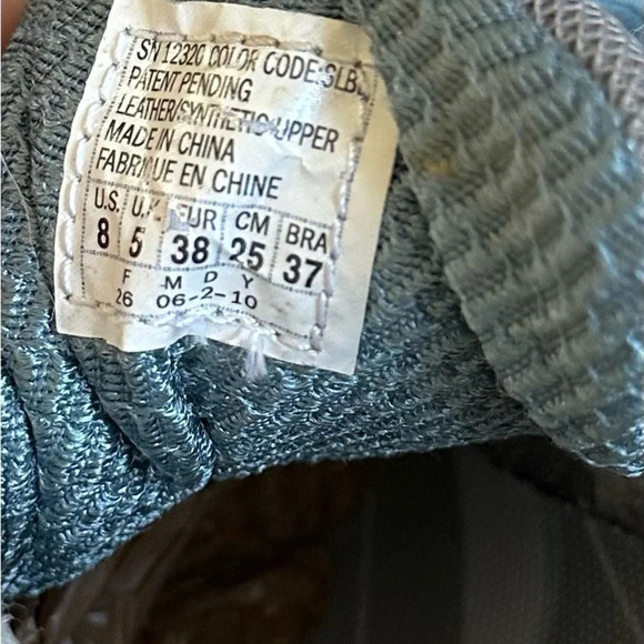 Skechers Womens Shape Ups 12320 Silver Blue Casual Shoes Sneakers Sz 8 Leather - Picture 11 of 13